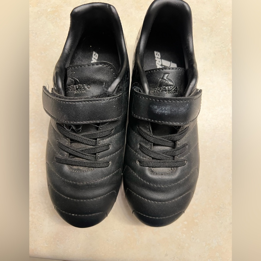 Kids Black Soccer Shoes